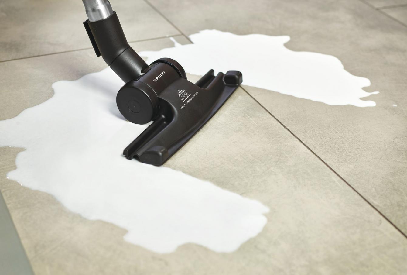 Beneficios de una aspiradora de agua: ¿Por qué es mejor para limpiar los suelos?