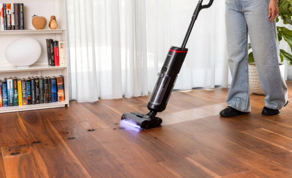 ¿Cómo limpiar el suelo sin dejar marcas? Descubre los consejos de Polti.