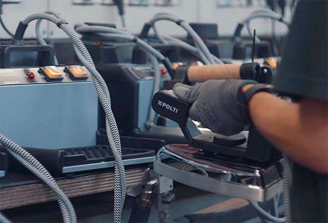 Plancha de vapor reacondicionada en laboratorios Polti